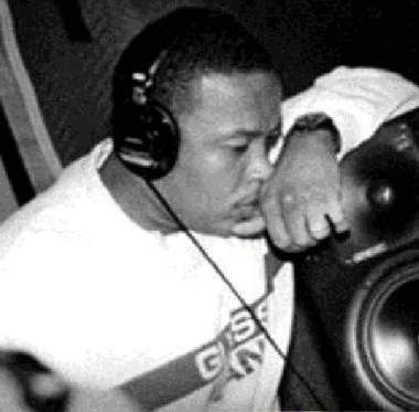 dr dre using Sony MDR-7506